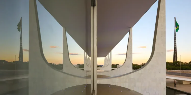 Lula sanciona lei que torna permanente a Política Nacional Aldir Blanc