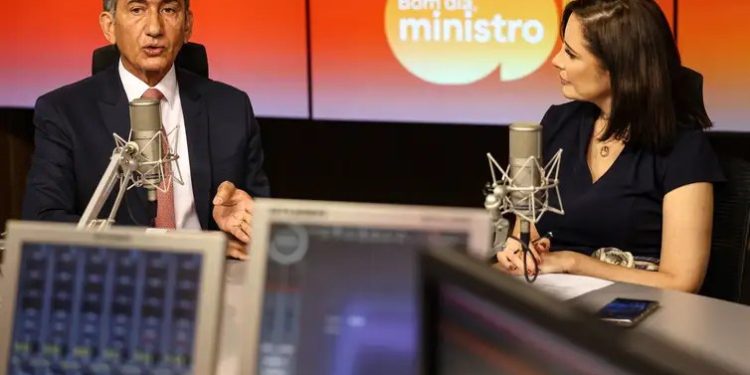 Brasil e China terão nova rota marítima comercial