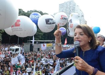 Chega de autoritarismo. Em 2026, vai ter greve! Artigo: Profª. Bebel- Deputada Estadual (PT-SP)