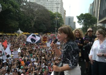 Estamos nas ruas! Artigo: Profª. Bebel – Deputada Estadual(PT-SP)