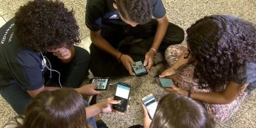 Quem está falando de política com a Gen Z? – com Lau Schultz