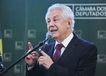 Deputado Arlindo Chinaglia (PT-SP) propõe pagamento em dobro para benefícios negados indevidamente pelo INSS