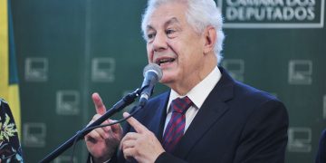 Deputado Arlindo Chinaglia (PT-SP) propõe pagamento em dobro para benefícios negados indevidamente pelo INSS